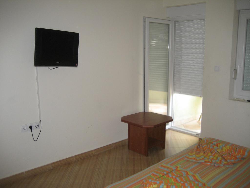 Guest House Vila Mimoza Ulcinj Exterior photo