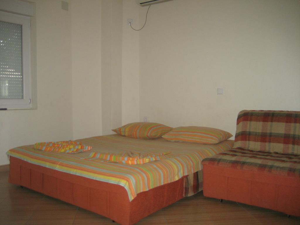 Guest House Vila Mimoza Ulcinj Exterior photo
