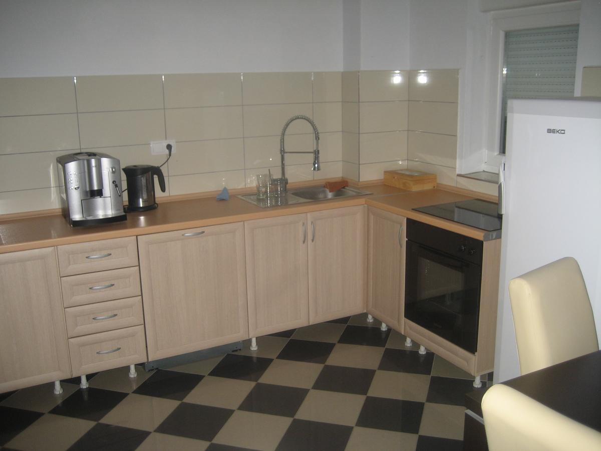 Guest House Vila Mimoza Ulcinj Exterior photo
