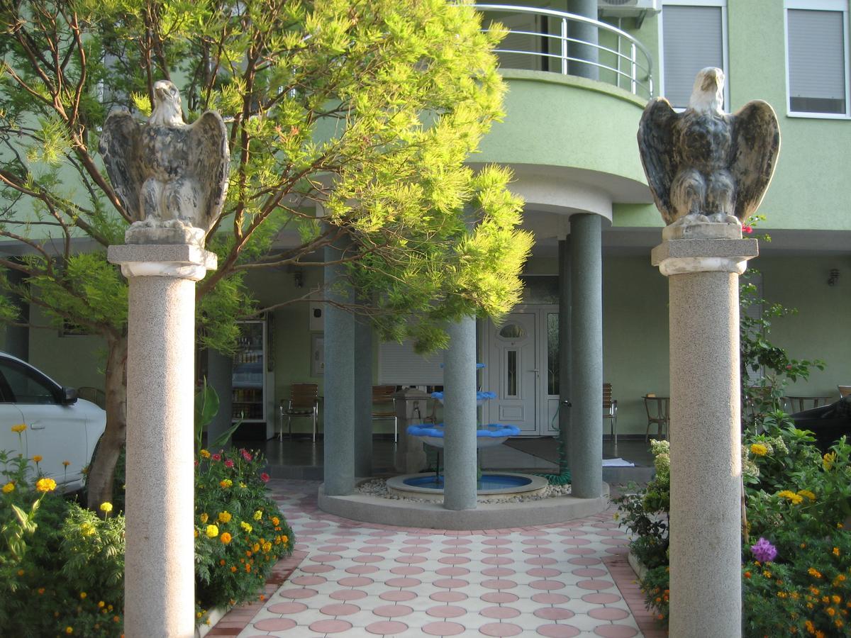 Guest House Vila Mimoza Ulcinj Exterior photo